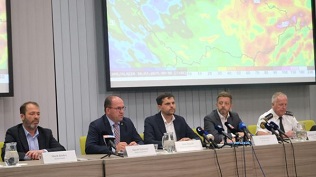 Zasedání povodňové komise
(Kliknutím se obrázek zvětší) /